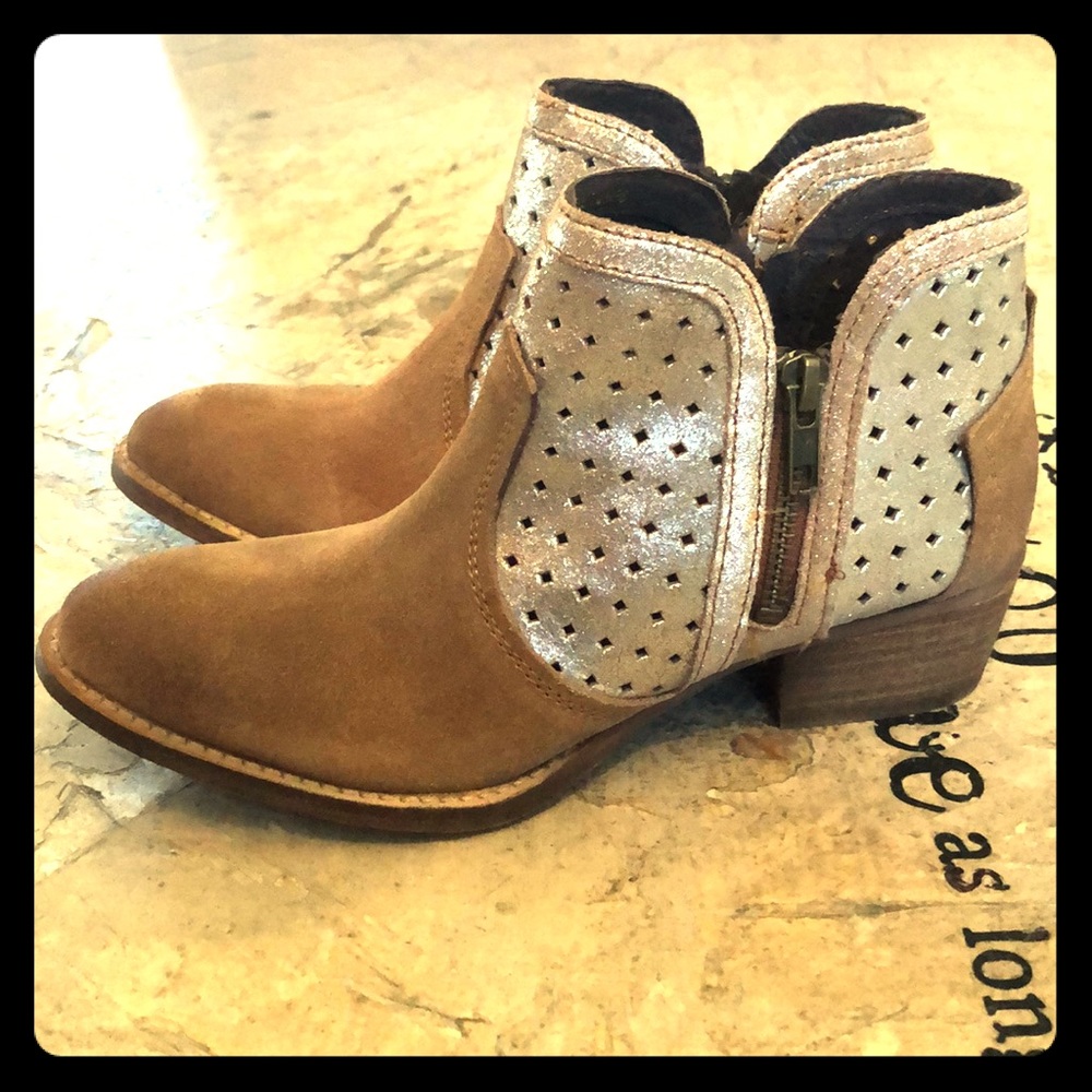 Diba True Leather booties